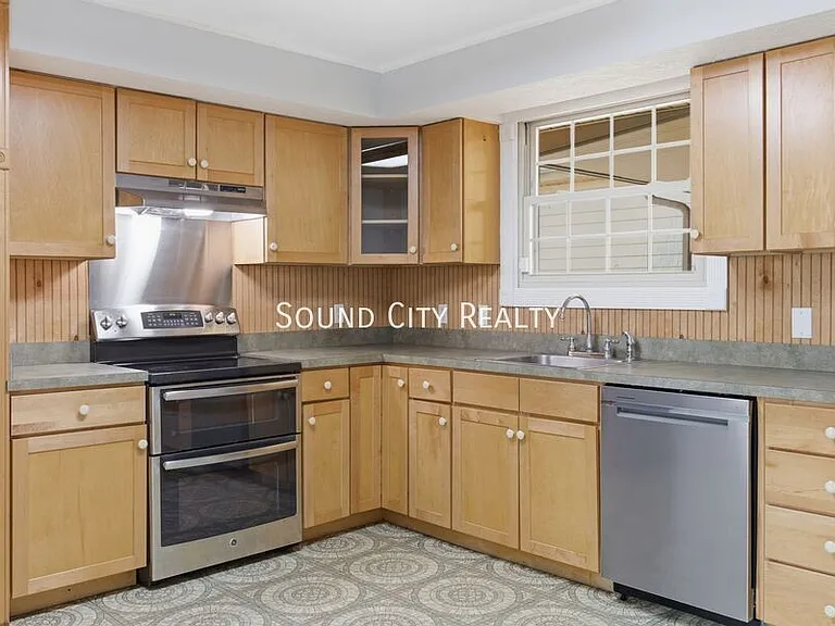 7016 Bonnalake Dr #A — Photo 14
