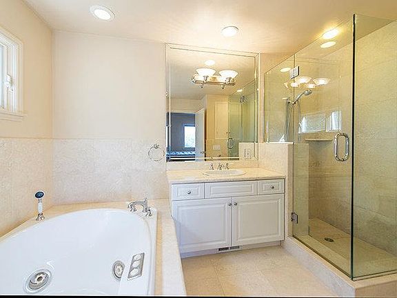 5th image of 2280 Summit Dr