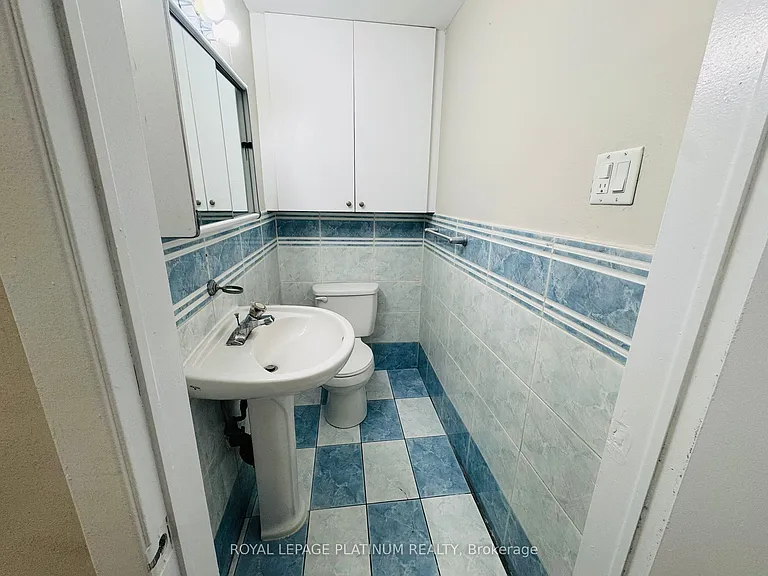 7073 Magic Ct — Photo 17