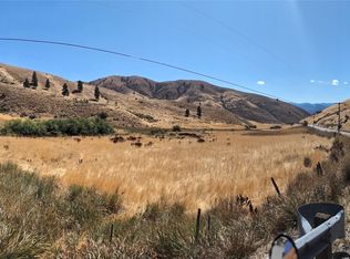 7 W Nahahum Canyon Rd, Cashmere, WA 98815