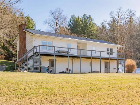 3119 Clover Hollow Rd, Newport, VA 24128