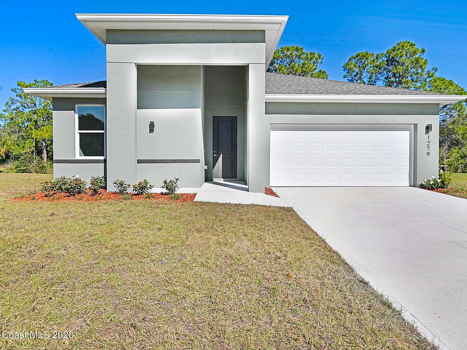 1st image of 326 San Filippo Dr SE