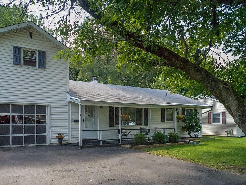 1st image of 7 Hanifin Ave
