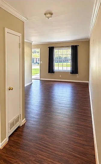 2 bed, 1.5 bath, 1500 sqft, $1,000 — Photo 2
