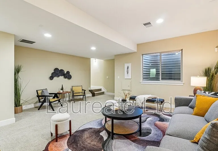 5438 Valentia St — Photo 26