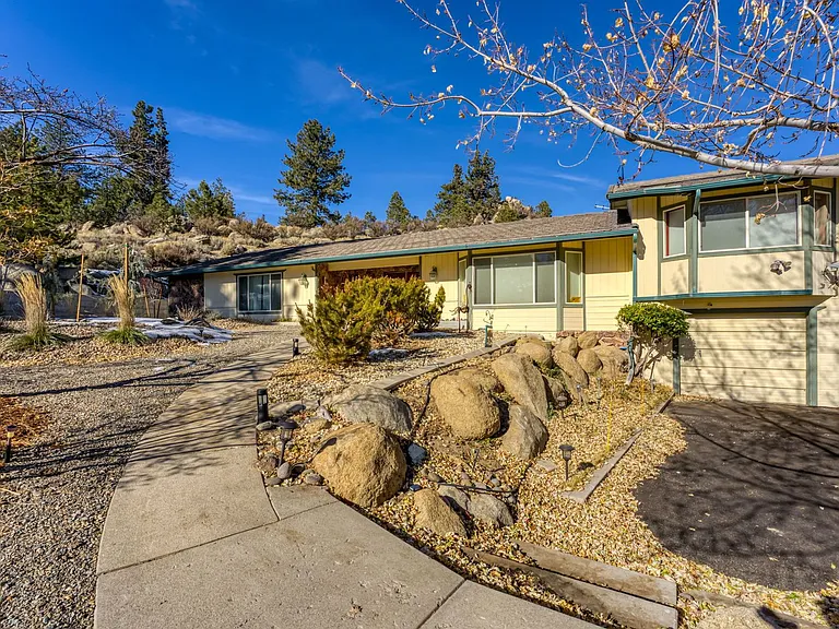 3790 Meadow Wood Rd — Photo 37