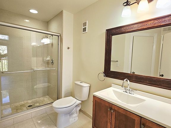 4th image of 4823 Via Palm Lakes #1306
