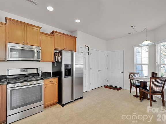 4th image of 20310 Dovekie Ln