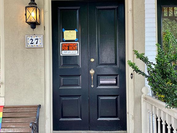 Private entrance
