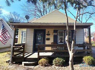 5945 Donnelly Rd, Toledo, OH 43623