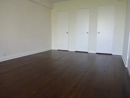 Rented by Central Park South Associates | media 12