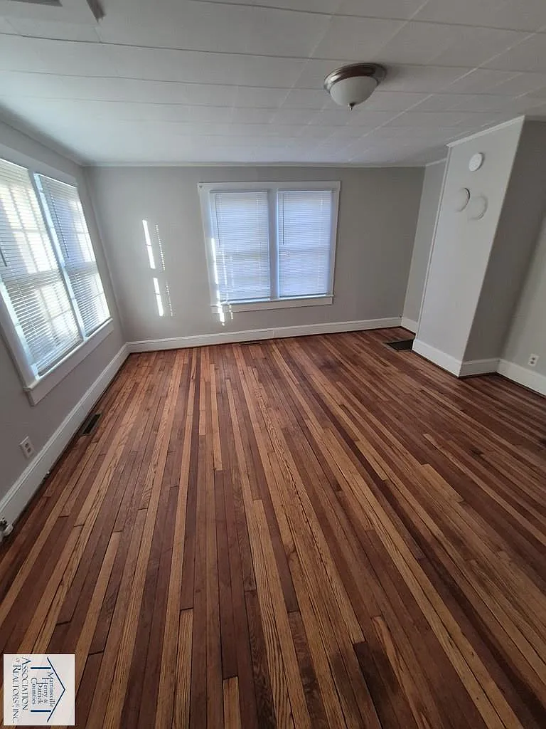 1 bed, 450 sqft, $795 — Photo 2
