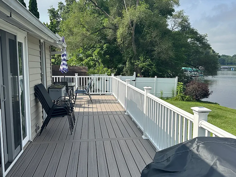 1030 Brighton Lake Rd — Photo 4
