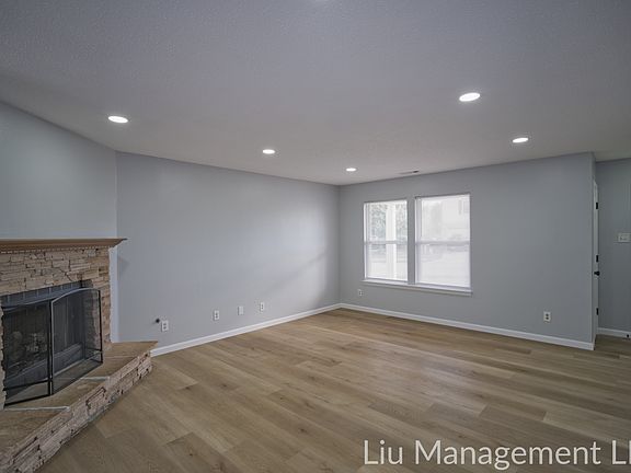4th image of 2120 Shadowbrook Dr