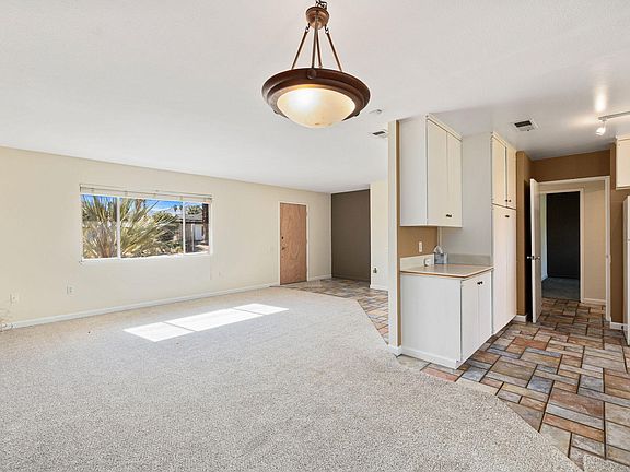 5th image of 77530 California Dr #77530