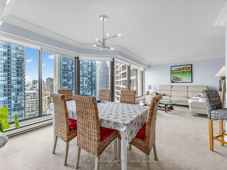65 Harbour Sq #2104 — Photo 8