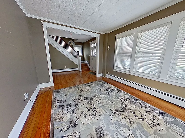 835 Latimer St — Photo 3