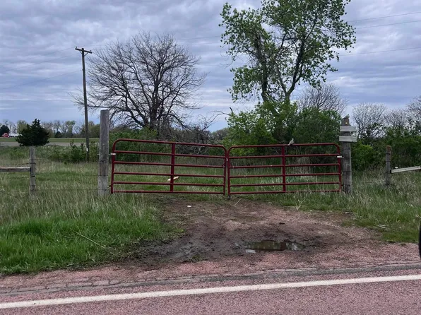 27875 S Cleveland St, Lennox, SD 57039