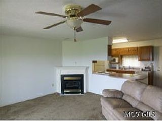 3rd image of 303 Pointe W