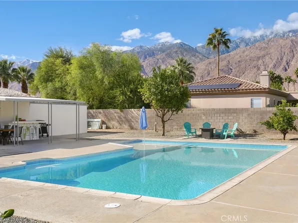 2216 E Baristo Rd, Palm Springs, CA 92262