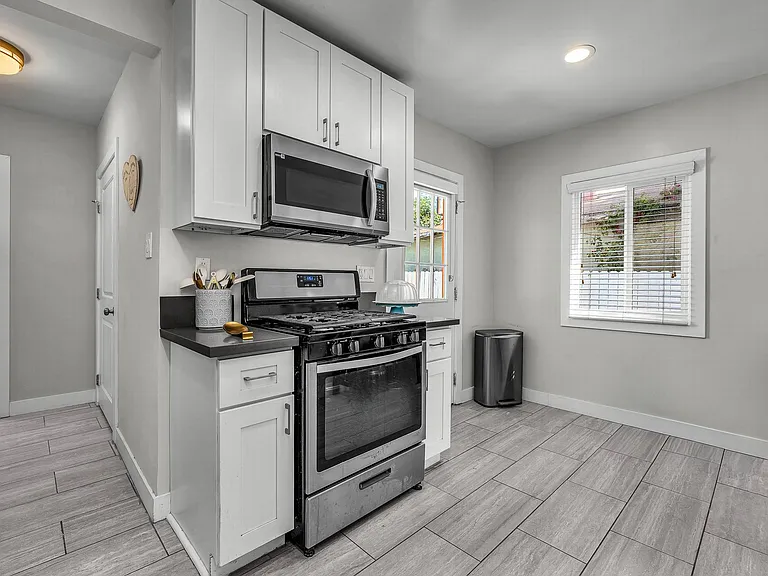 5017 W 123rd Pl — Photo 11