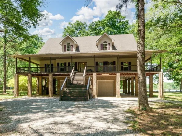 1526 Cypress Point Dr, Akron, AL 35441