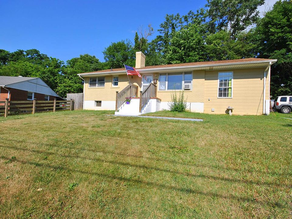 1st image of 194 Twin Oak Dr