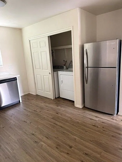 2 bed, 1.0 bath, 875 sqft, $1,250 — Photo 4
