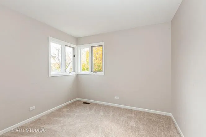 1616 Prestwick Dr — Photo 11