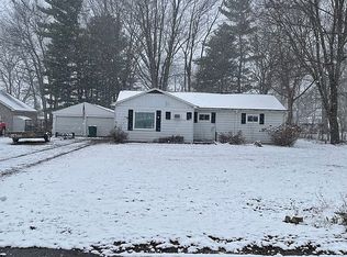 15235 Ackerson Dr, Battle Creek, MI 49014