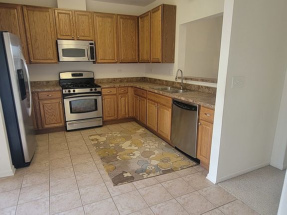 3rd image of 1095 N Claremont Dr #13