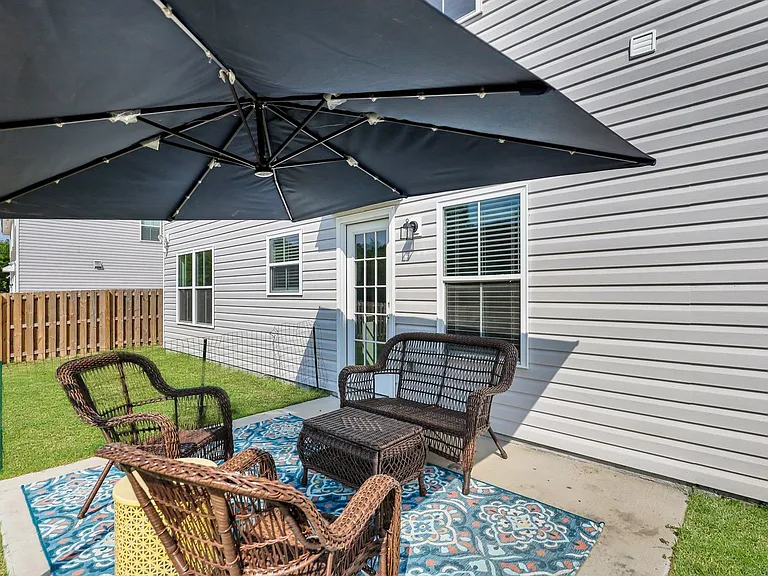 487 Meloney Dr — Photo 36