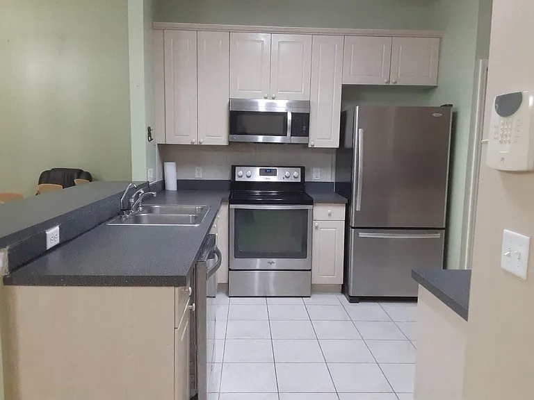 40 Emerald Bay Dr — Photo 5