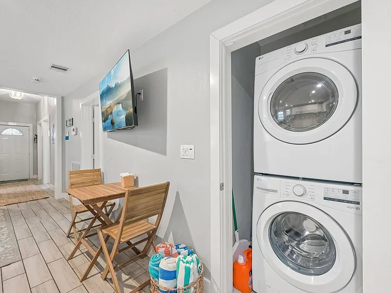 1022 Avenue L — Photo 25