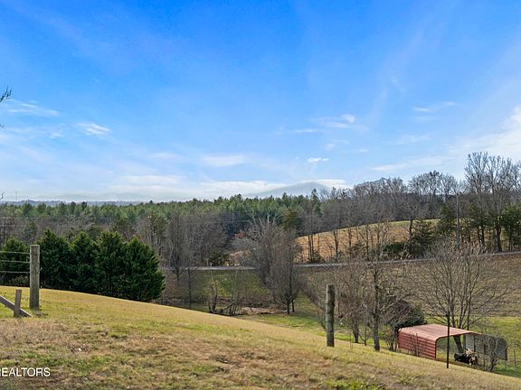 5th image of 3101 Amanda View Way