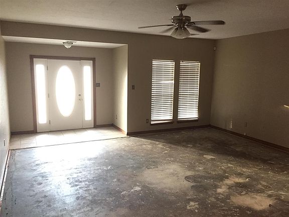 2nd image of 4403 NW Wolf Creek Blvd