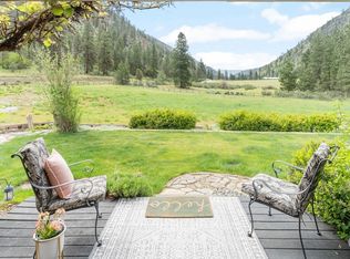 4550 Navarre Coulee Rd, Chelan, WA 98816