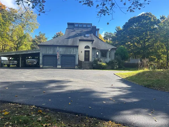22 Weyant Road, Fort Montgomery, NY 10922