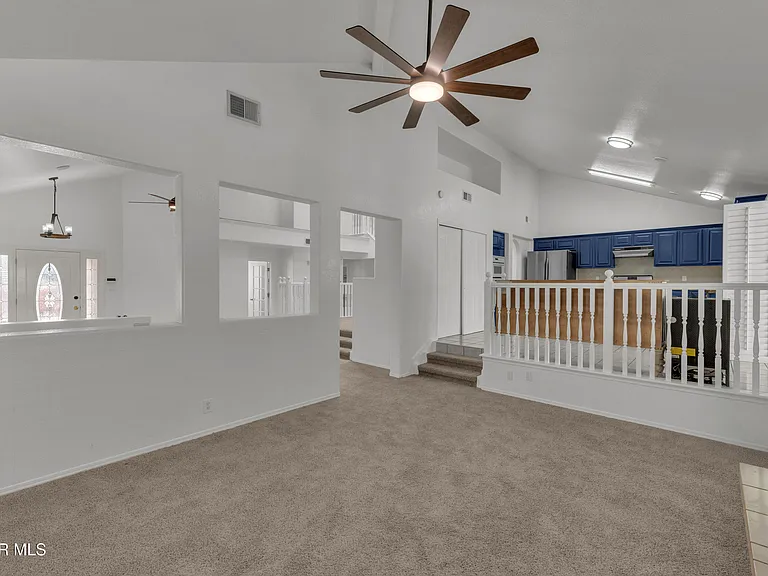 1325 Whirlaway Dr — Photo 7