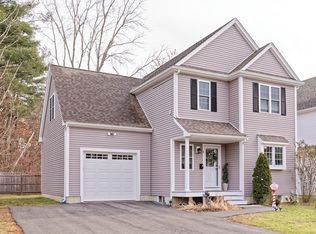 3 Kensington Pl UNIT 3, Millis, MA 02054
