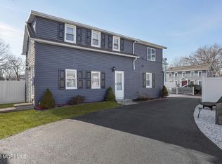 12 Main St #A, Englishtown, NJ 07726