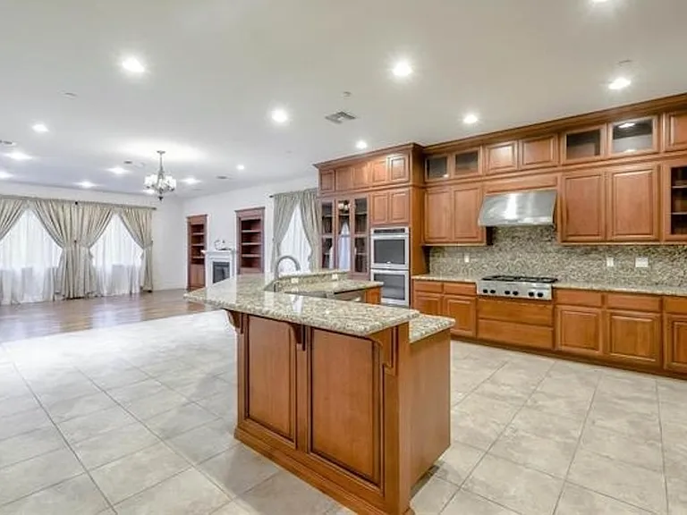 1111 Hawkshead Cir — Photo 7