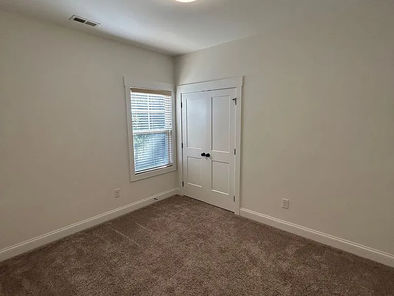 27 Burgess Ave — Photo 12
