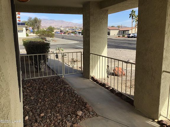 2nd image of 3051 Jamaica Blvd S