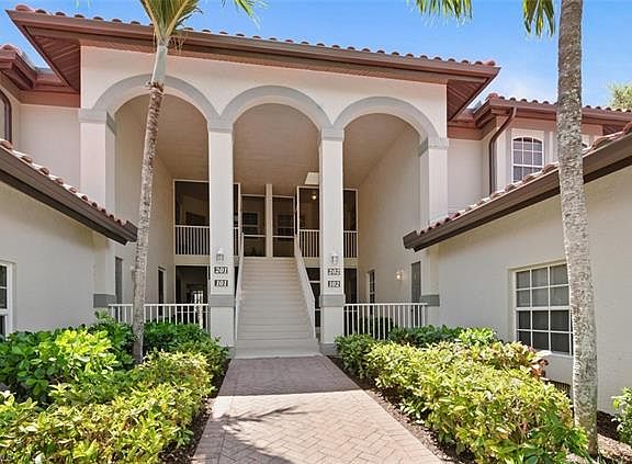 2nd image of 245 Waterside Cir #6-202