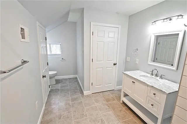 43184 Naples Dr — Photo 15