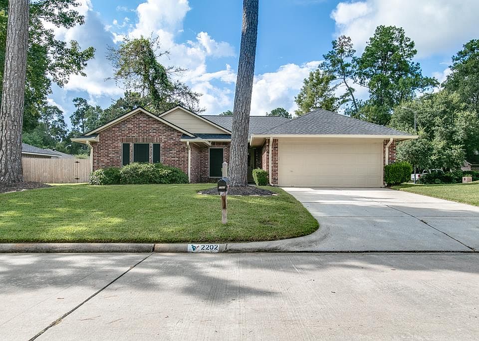 1st image of 2202 Longleaf Pines Dr