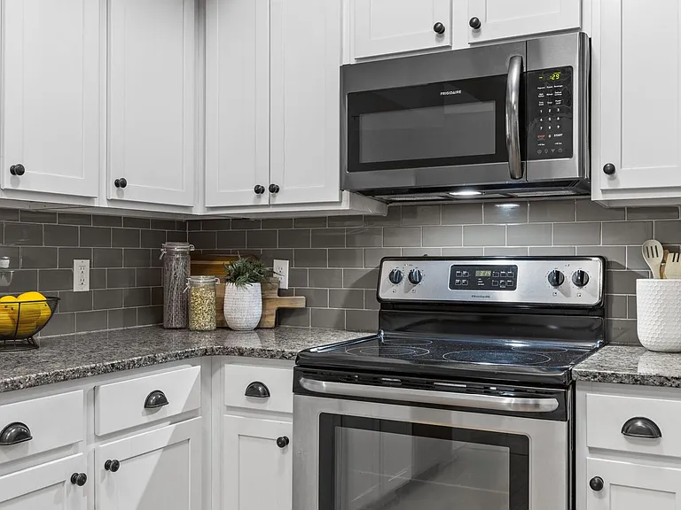 The Barker | $250 Off 1 Month Within 24 hours of Touring — Photo 31