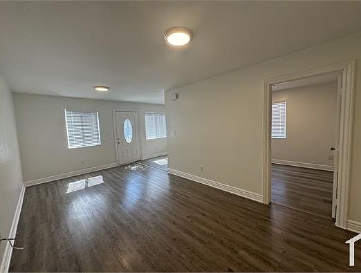3rd image of 3717 W 23rd St