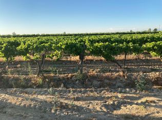 4417 S Greenwood Ave, Sanger, CA 93657